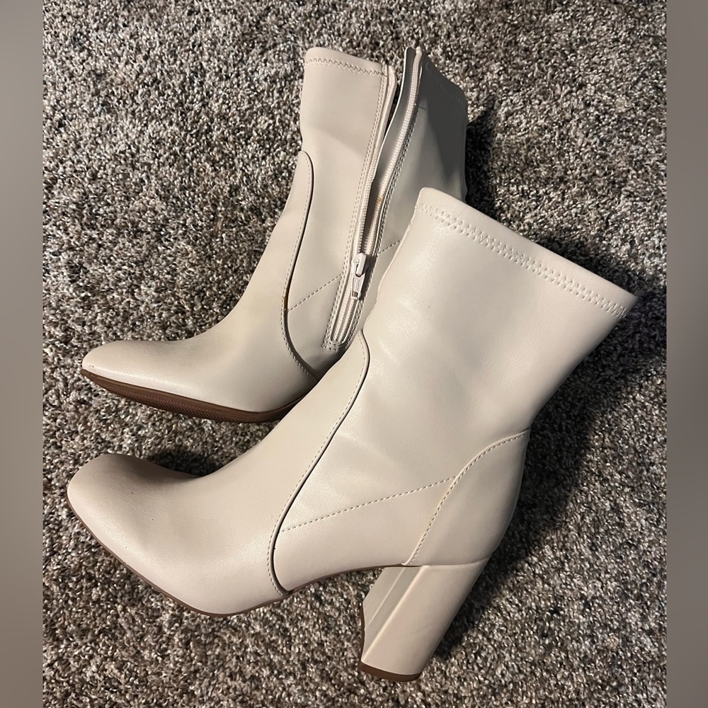 Off white 3 1/2 in block heeled ankle boot